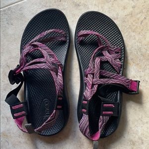 chaco shoes